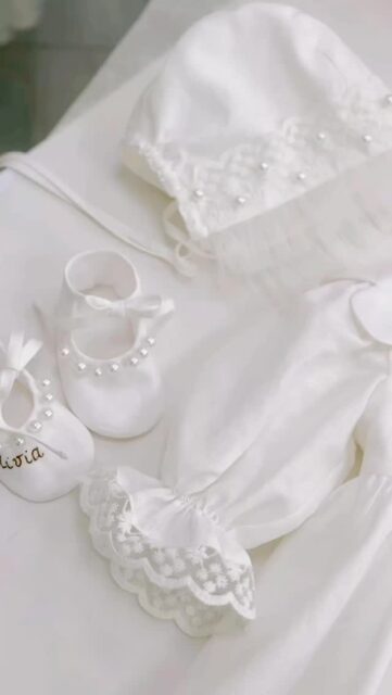 Un set individual minunat care deja a pornit spre destinație 🥹💗 
#botez #încreștinare #newborn