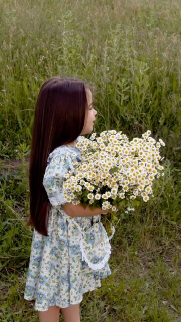Rochițele cu romanite🌸
Disponibile în mărimile: 92-146 cm
Lasă-ne un mesaj pentru detalii💌