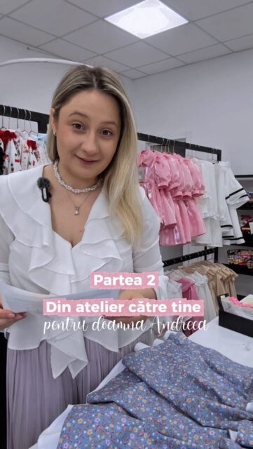Din atelier către tine | MPC ❤️
Pentru doamna Andreea ( partea 2) 🫶Sperăm mult să o surprindeți pe fetița dumneavoastră așa cum vă doriți ! 
…Și da, accesoriile asortate sunt cadoul nostru pentru voi, ca fiecare apariție să fie cu adevărat specială ✨